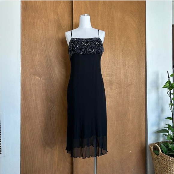 Vintage 1990s Sténay beaded 2 piece 100% Silk evening Dress size 14.